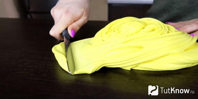 Слайм из лёгкого пластилина