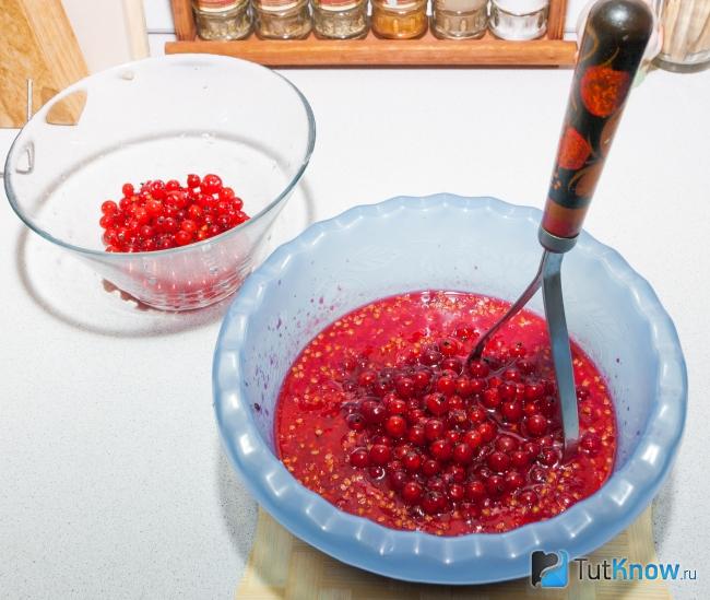 рецепт варенья с красной смородины на зиму варкой. Смотреть фото рецепт варенья с красной смородины на зиму варкой. Смотреть картинку рецепт варенья с красной смородины на зиму варкой. Картинка про рецепт варенья с красной смородины на зиму варкой. Фото рецепт варенья с красной смородины на зиму варкой