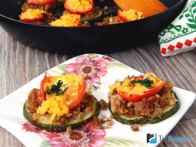 Быстрый рецепт кабачков с фаршем в духовке