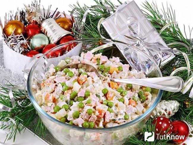 Салат Оливье со свежими огурцами