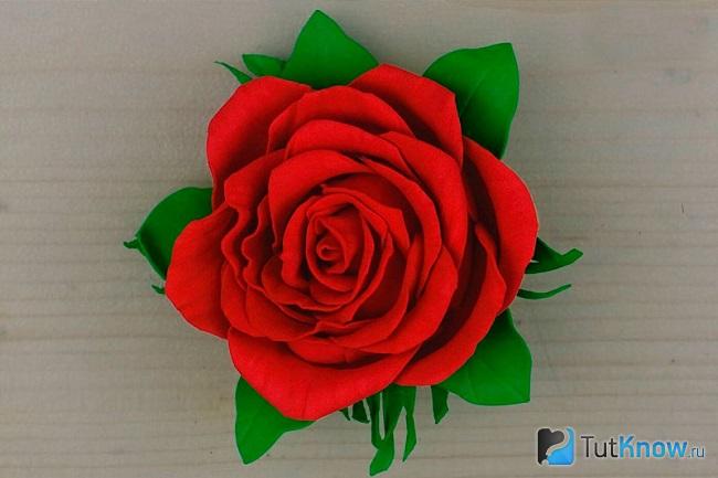 Роза из фоамирана