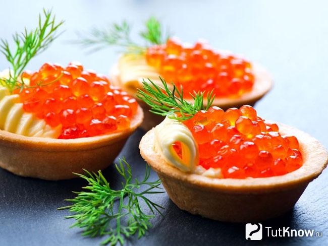 тарталетки с начинкой рецепты с фото самые вкусные 2020 на новый. 1570200573 7. тарталетки с начинкой рецепты с фото самые вкусные 2020 на новый фото. тарталетки с начинкой рецепты с фото самые вкусные 2020 на новый-1570200573 7. картинка тарталетки с начинкой рецепты с фото самые вкусные 2020 на новый. картинка 1570200573 7. Один из самых удобных способов подать закуску – выложить ее в тарталетки. Они красиво выглядят и их удобно есть – сплошные преимущества. А уж сколько разнообразных и вкусных начинок для тарталеток можно придумать. Для начала предлагаем эти 30 штук!