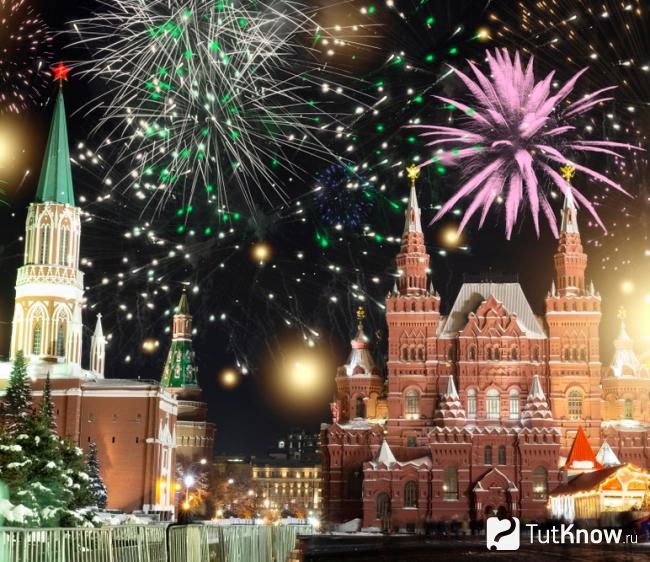 Салют на Новый год в Москве