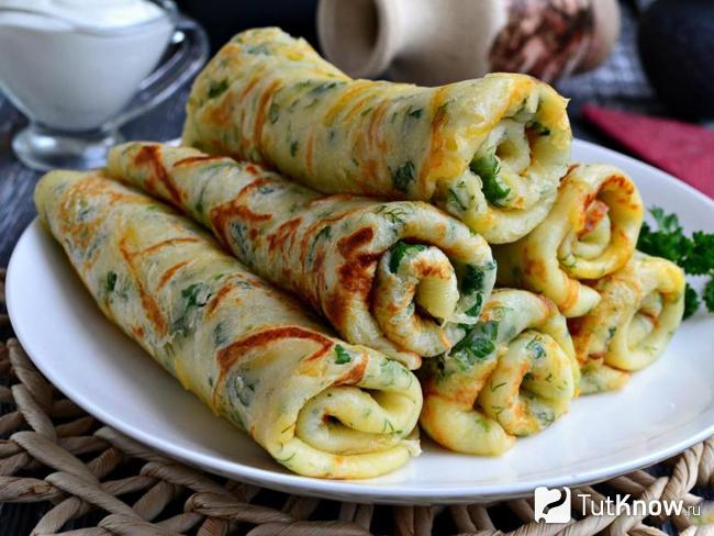 Сырные блины с зеленью