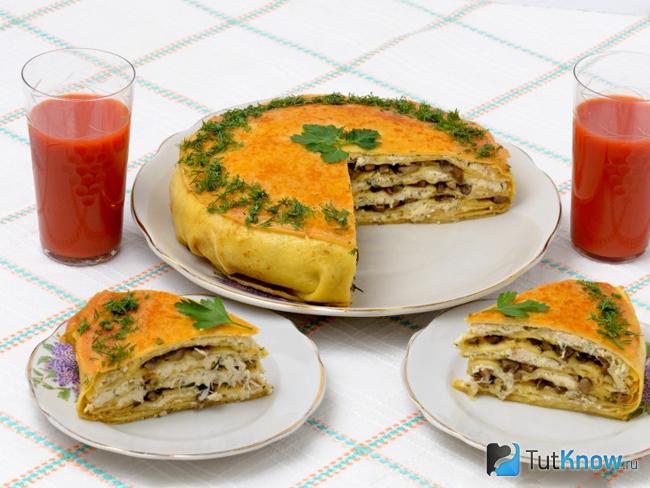 Пирог из блинов с курицей