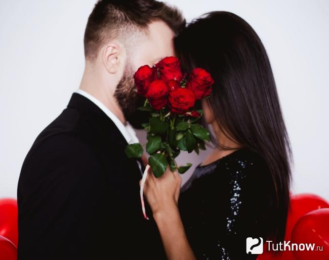 Красные розы как символ Дня влюбленных