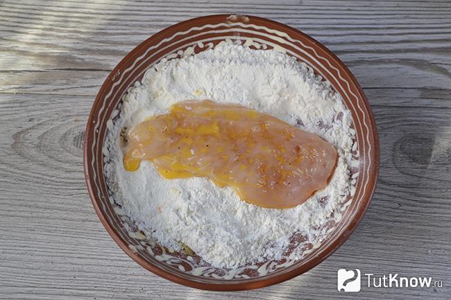 Куриная отбивная в панировке