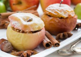 Печеные яблоки: состав, польза, вред, рецепты