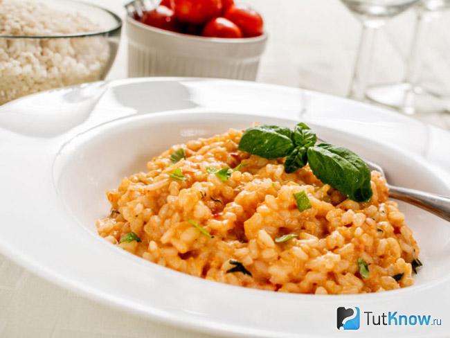 Ризотто с овощами и курицей