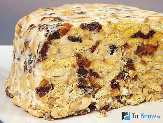 Карамельный торт с бананами
