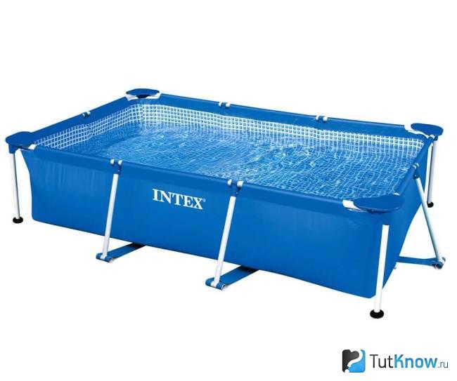 Каркасный бассейн для дачи Intex