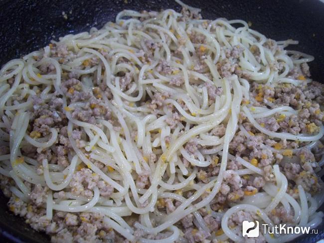Мясо с фаршем перемешано