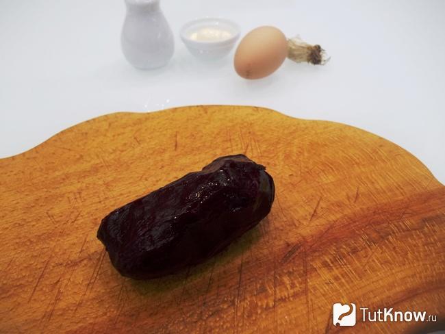 Свекла отварена и очищена