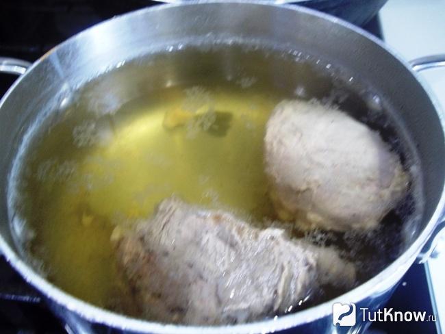 Мясо отварено