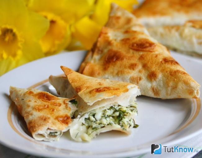 Пирожки из лаваша с яйцом и луком