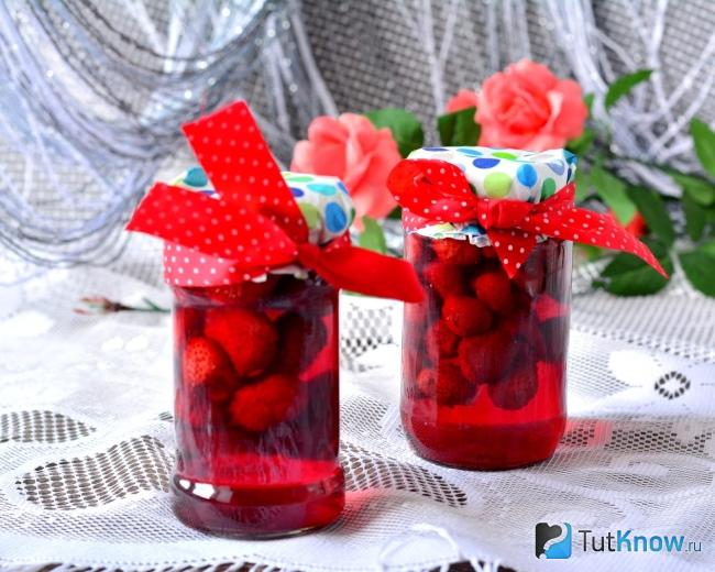 Клубника в сиропе