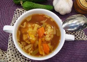 Томатный суп с капустой и замороженными овощами, рецепт с фото