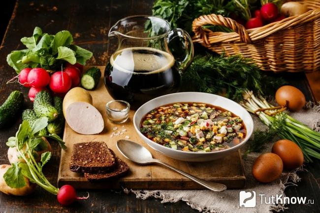 7 рецептов окрошки на лето