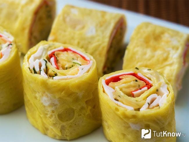 Яичные ролы с плавленым сыром
