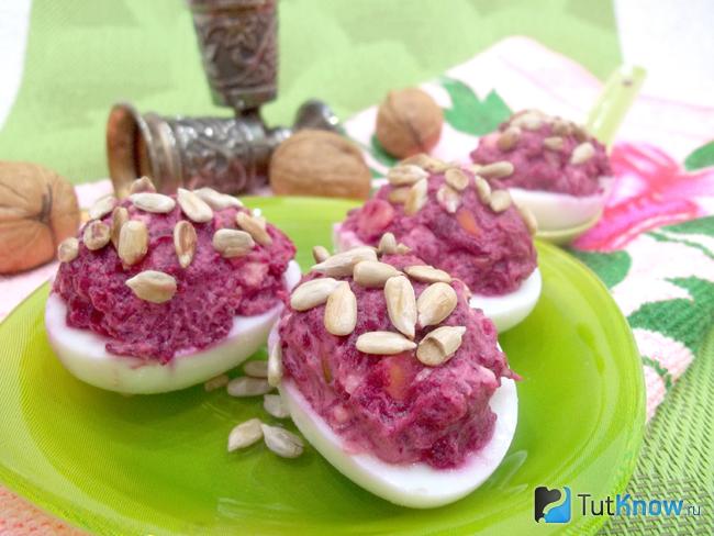 Начинка из свеклы и орехов