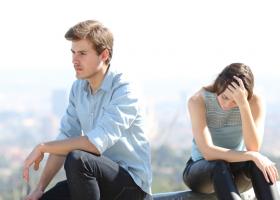 Как пережить расставание: 5 стадий разрыва отношений
