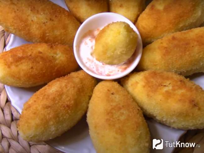 Картофельные зразы с грибами в духовке