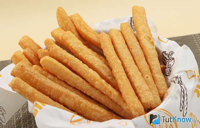 Картофельные палочки из пюре с сыром