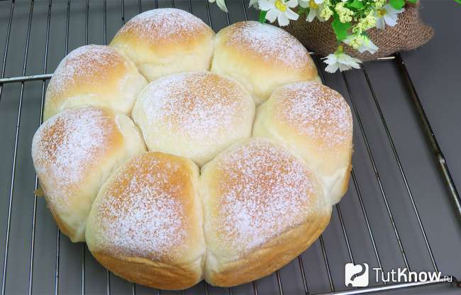 Булочки как пух на молоке с крем-сыром
