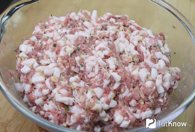Свиной фарш для домашней колбасы