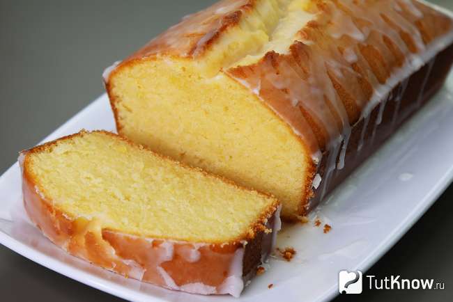 Лимонный кекс с цедрой лимона и глазурью