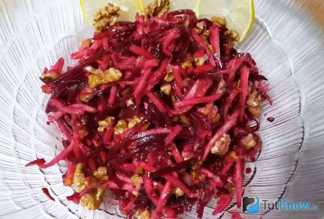 Салат из свеклы и яблок