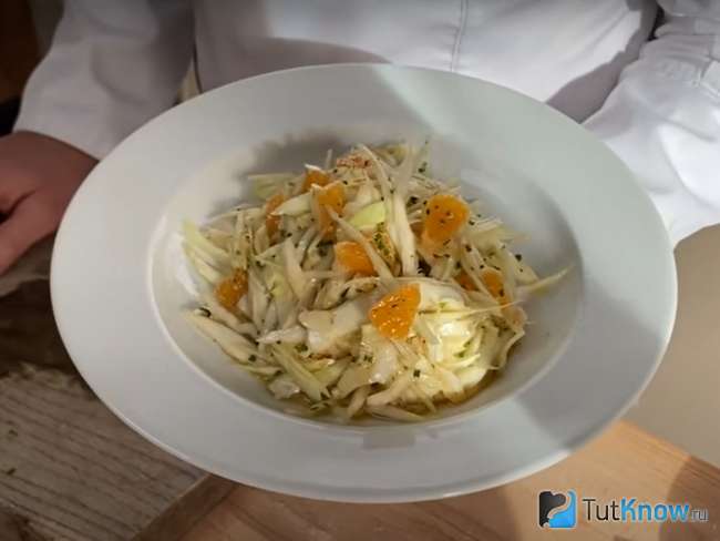 Салат из капусты и апельсинов