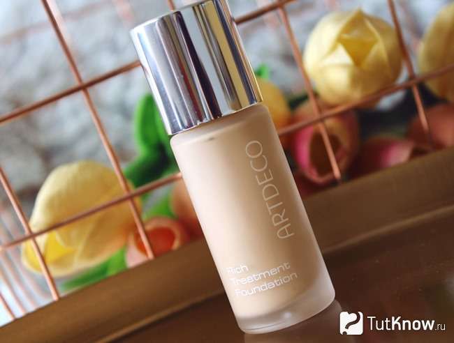 Тональный крем Artdeco Rich Treatment Foundation