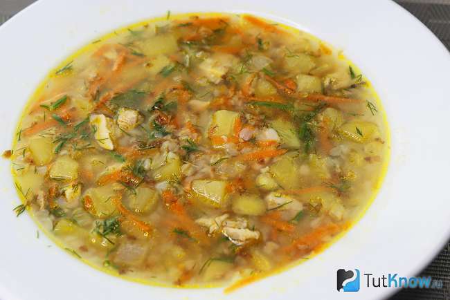 Гречневый суп с курицей и картошкой