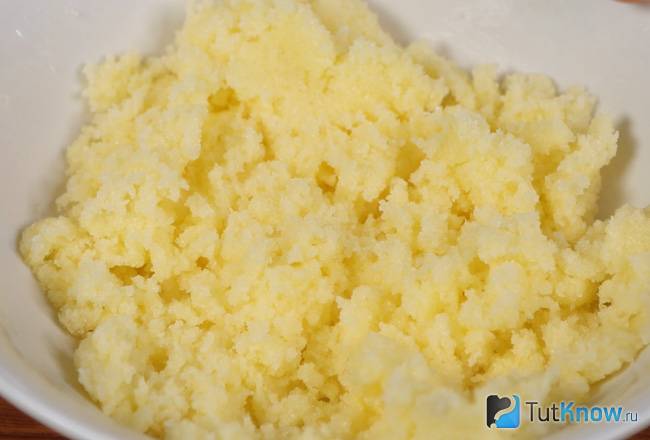 Сахар с маслом для посыпки пирога