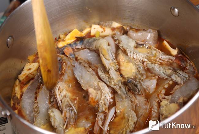 Морепродукты в Том Ям