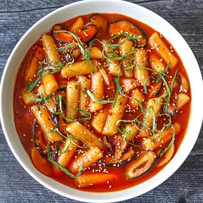 Корейский рецепт Токпокки (Tteokbokki)