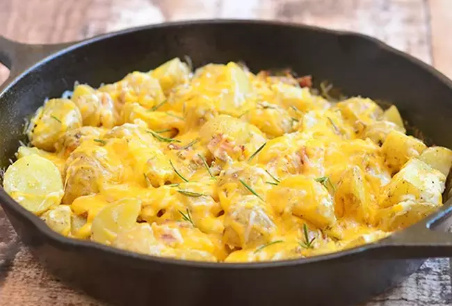 Картофель с мясом и сыром по-купечески в духовке