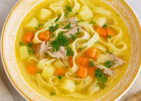 Куриный суп с лапшой