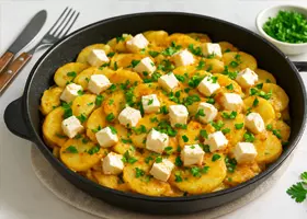 Картофель по-балкански с сыром фета и сметаной