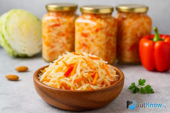 Капуста с морковью и болгарским перцем на зиму