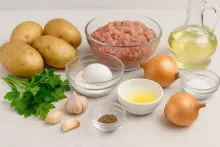 Ингредиенты для картофельных оладий с мясом