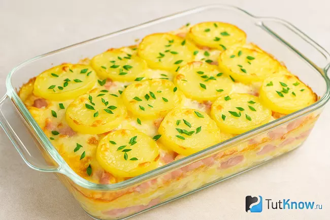 Картофельная запеканка с ветчиной и сыром
