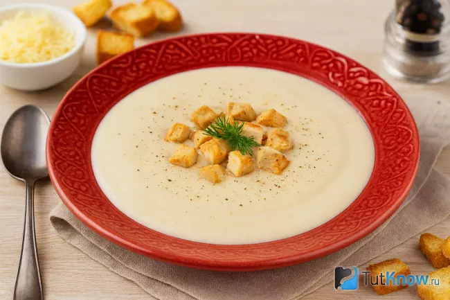 Рецепт крем-супа из курицы и сыра