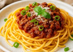 Паста Болоньезе с томатным соусом и фаршем