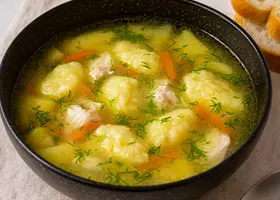 Суп с клецками на курином бульоне - домашний рецепт