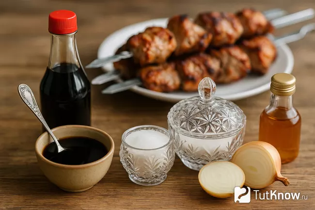 Соевый соус и сладость в мариновании мяса и рыбы