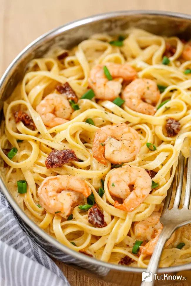Вкусная Итальянская паста с креветками в сливочном соусе