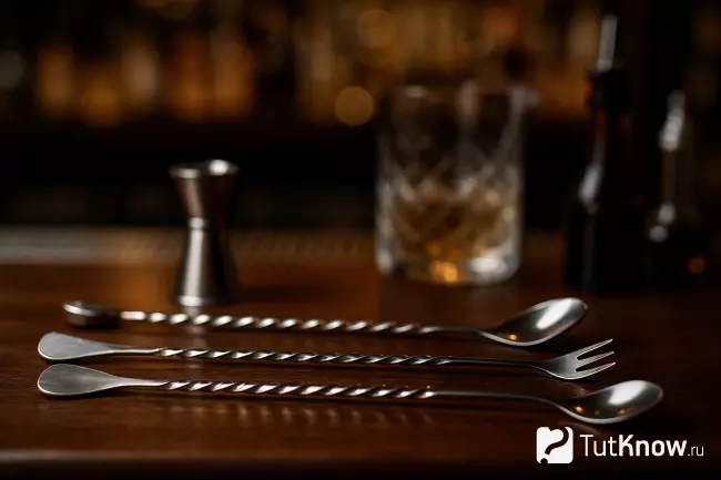 Барная ложка и вилка