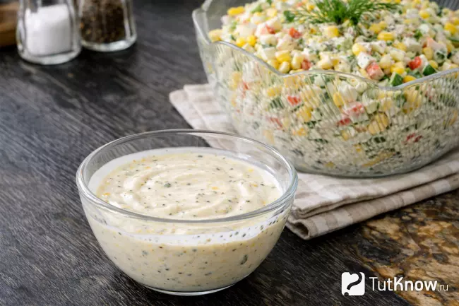 Домашний йогуртовый соус для крабового салата